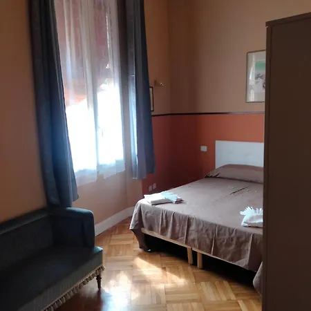 7 Piazza Santo Stefano Luxuryh - Bolognacentro Duomo Vendégház